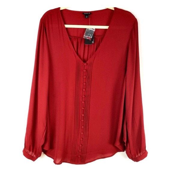 New Torrid 1X Plus Georgette Red Pintuck Button Front Blouse 18305011 - Picture 3 of 9